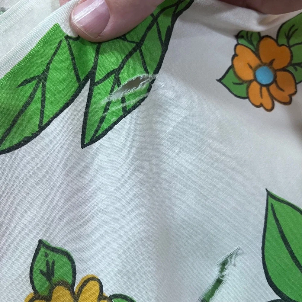 Cannon Monticello Flat Twin Sheet Vtg White Animal Jungle Floral Print Rips